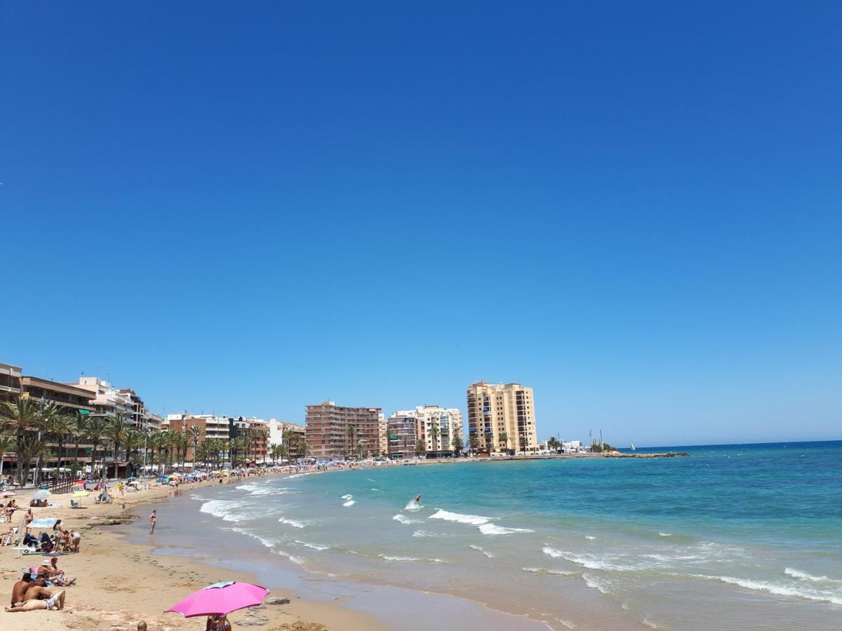 Modern Apartment On Playa Del Cura 托雷维耶哈 外观 照片