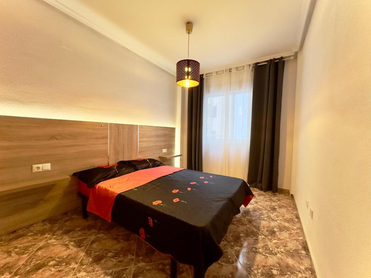 Modern Apartment On Playa Del Cura 托雷维耶哈 外观 照片