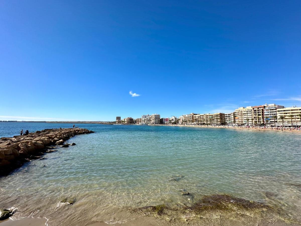 Modern Apartment On Playa Del Cura 托雷维耶哈 外观 照片